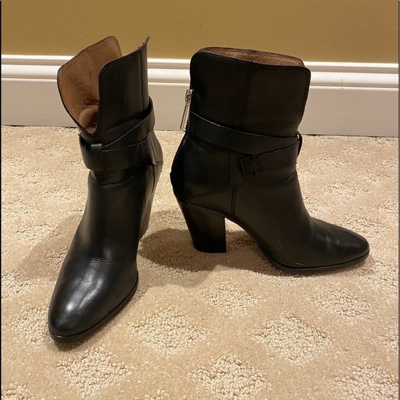 Donald J. Pliner Chunky Heal Booties - Picture 1 of 8